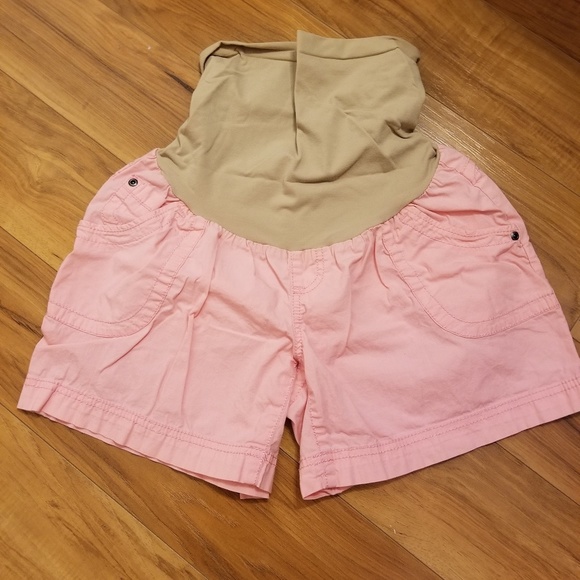Maternity Shorts - Picture 6 of 7